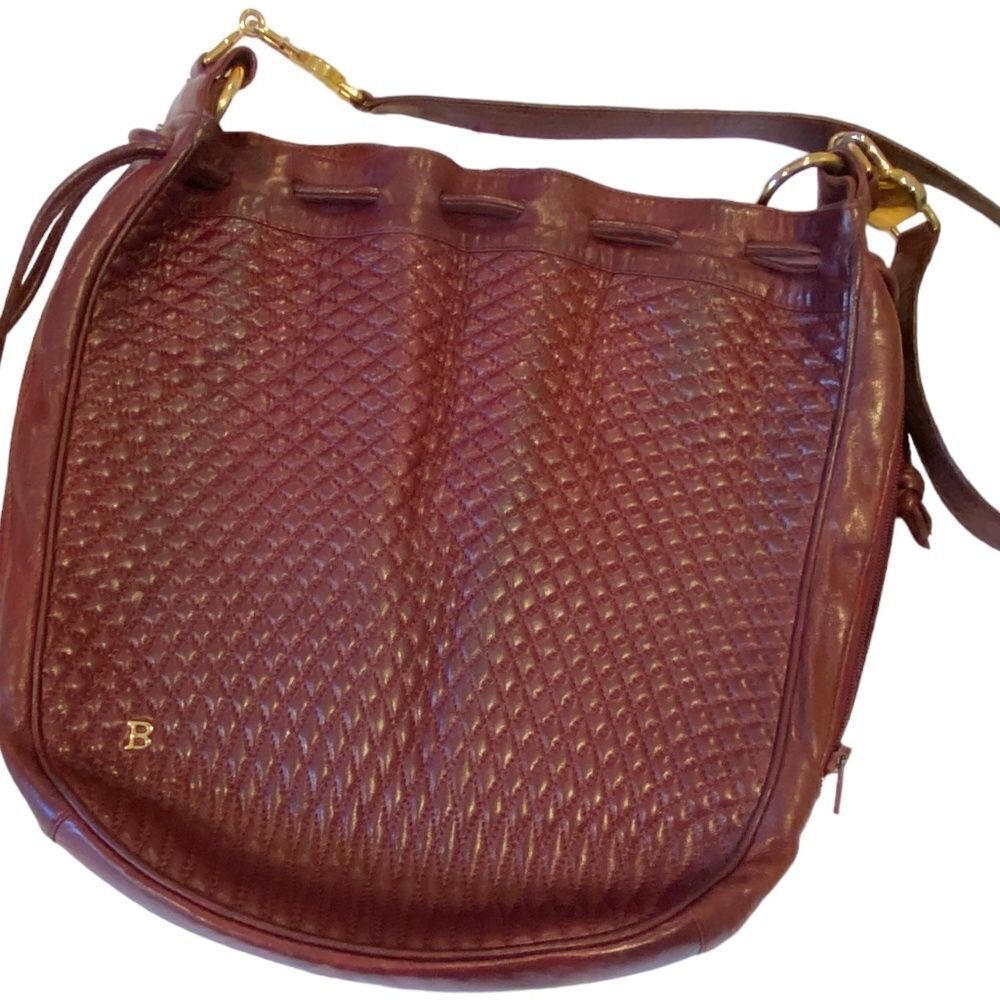 1163 Vintage New Bally Genuine Leather Crossbody Quilted Maroon Bag